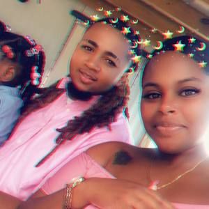 Meet your Posher, Amber